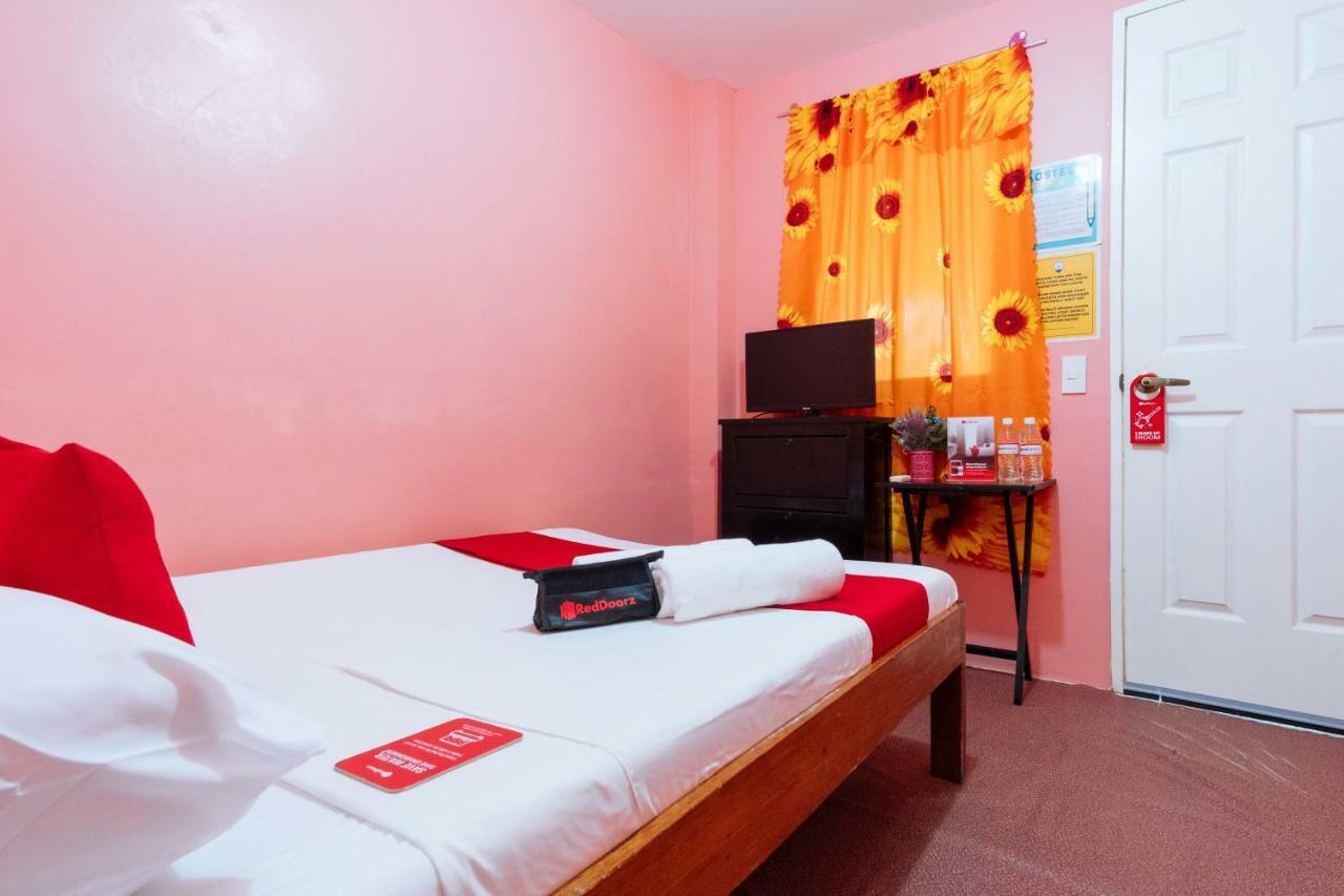 Reddoorz Near Puerto Princesa Capitol Hotel Ngoại thất bức ảnh